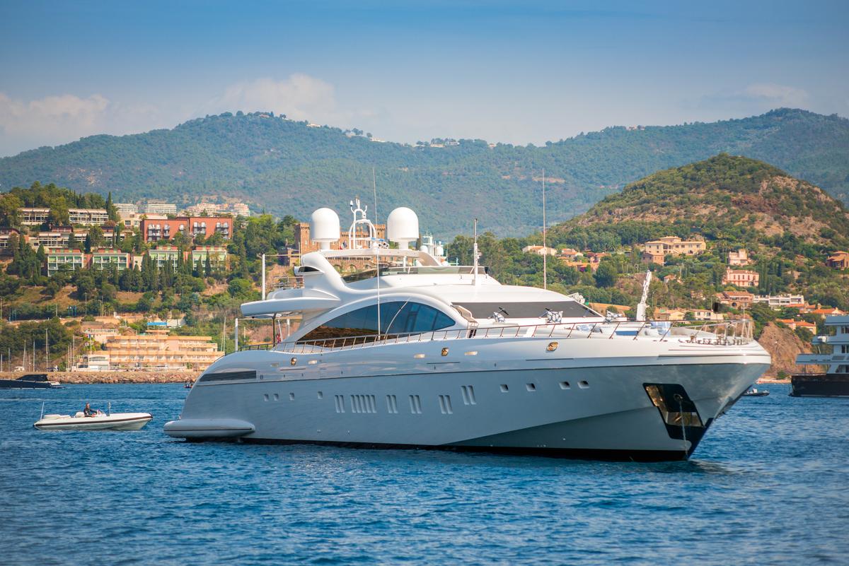 Private Yacht Charter